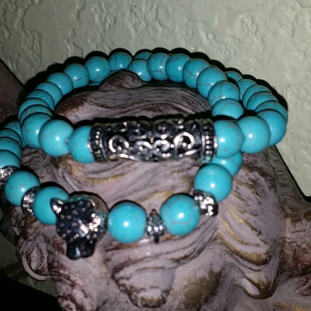 Bracelets - Picture 2 of 2